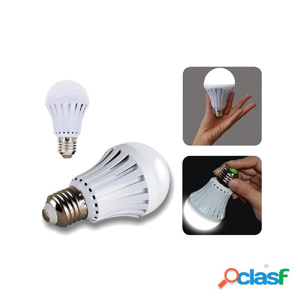 LAMPADINA LED EMERGENZA RICARICABILE E27 ANTI BLACKOUT LUCE