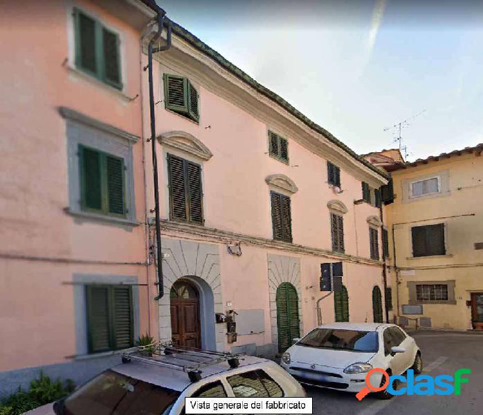 Appartamento a Castelfranco di Sotto, via Roma