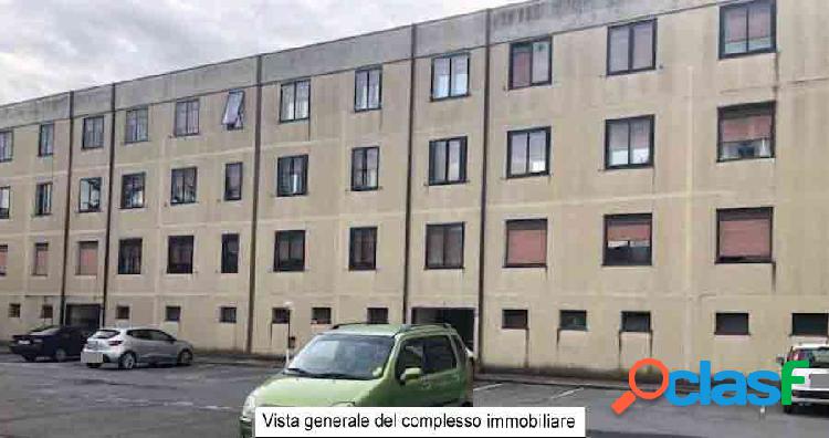 Appartamento a Prato, via A. Carlesi