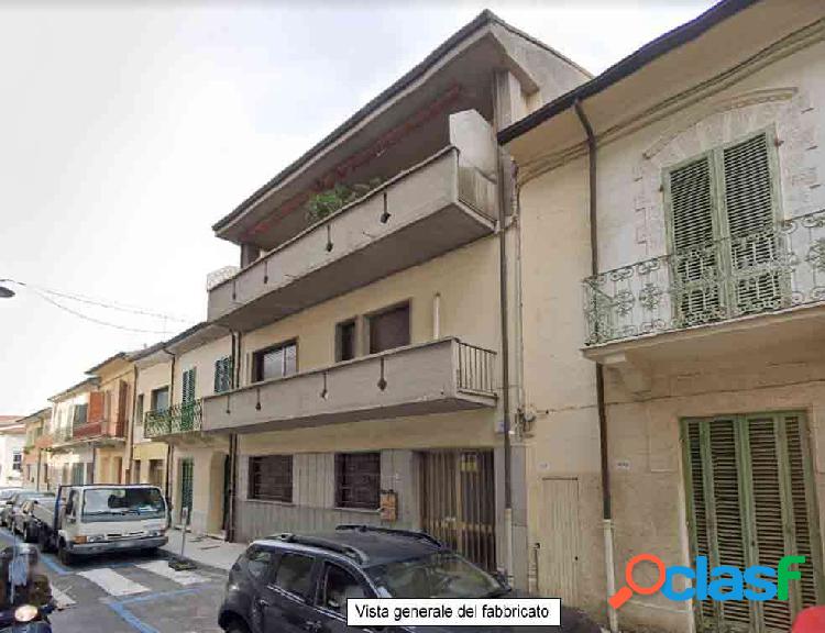 Appartamento a Viareggio, via P. Bonaparte
