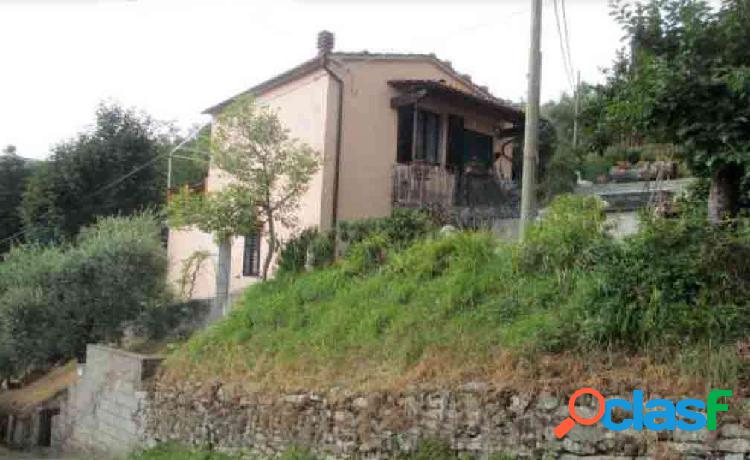 Casa singola a Pistoia, via del Poggiolo