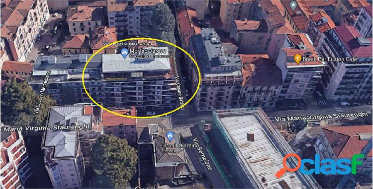 Varese appartamento piano alto con box e cantina