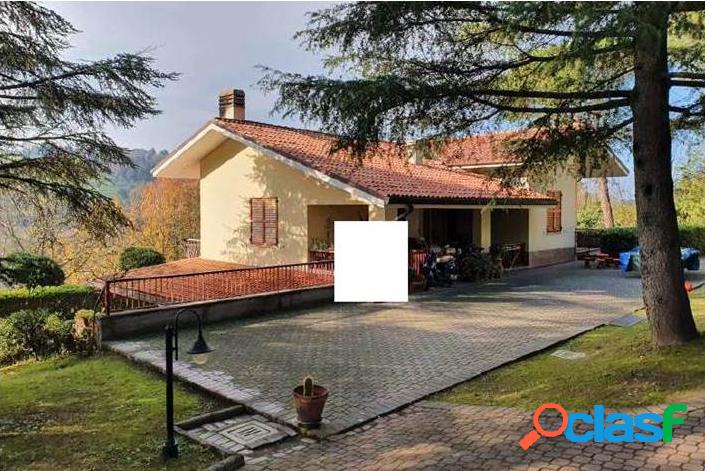 Villa bifamiliare all'asta Pesaro (PU)