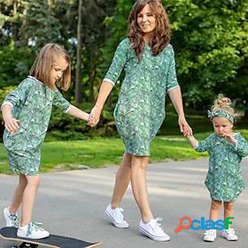Mommy and Me Dress Graphic Print Green Knee-length Half