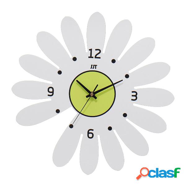Orologio da parete con fiore margherita appeso al quarzo
