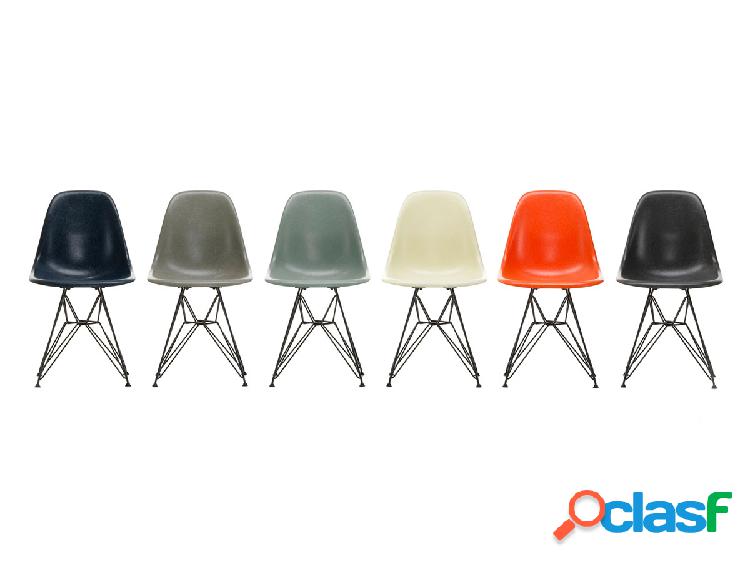 Vitra Eames Fiberglass Side Chair DSR Basic Dark - Sedia