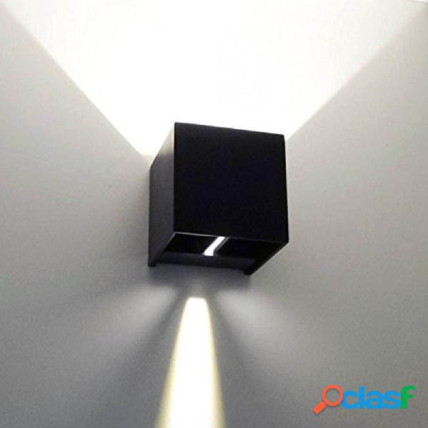 APPLIQUE CUBO LED IMPERMEABILE DA ESTERNO DA PARETE IN