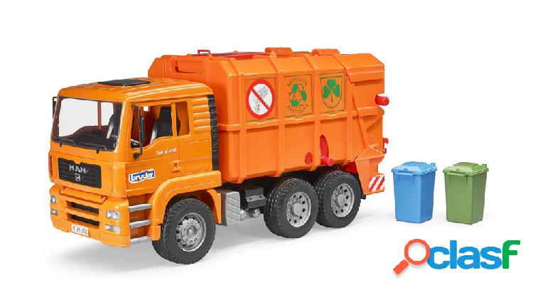 Camion immondizia con caricatore posteriore arancione MAN
