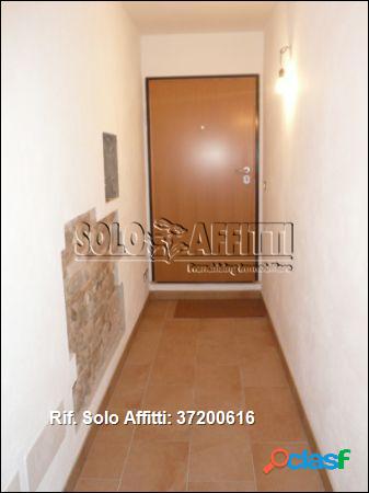 Appartamento in affitto 4 Locali 550 EUR 37200616