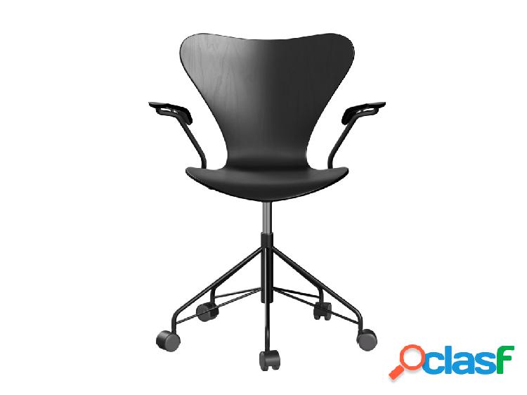 Fritz Hansen Series 7™ Sedia Girevole con Braccioli