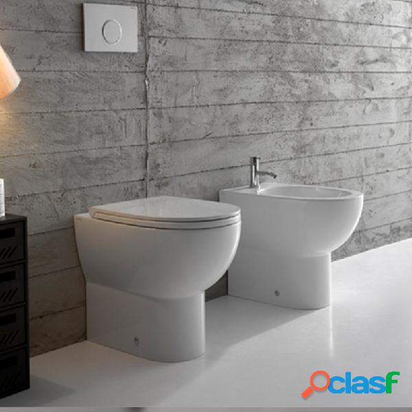 Sanitari Filo parete senza brida scarico traslato Ceramica