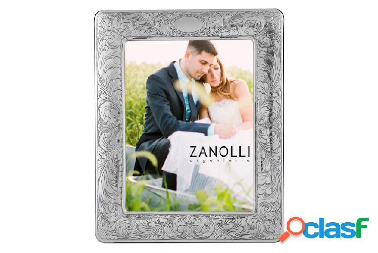 Selezione Zanolli Cornice argento con incisione floreale