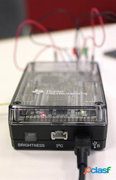 Texas Instruments TI-Innovator™ Hub Modulo I/O
