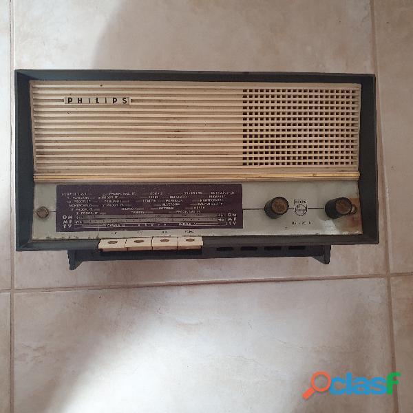 Radio vintage Philips B2 I 20A Serie Anie del 1962