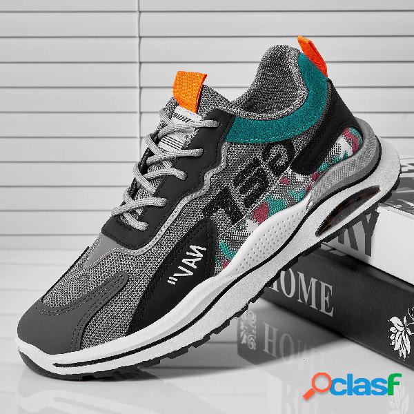 Scarpe da ginnastica da uomo in mesh traspirante con