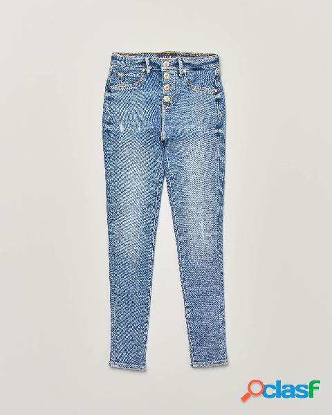 Jeans a vita alta con bottoni lavaggio chiaro super stone