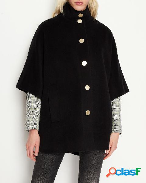 Mantella nera in misto lana con maniche a kimono e collo