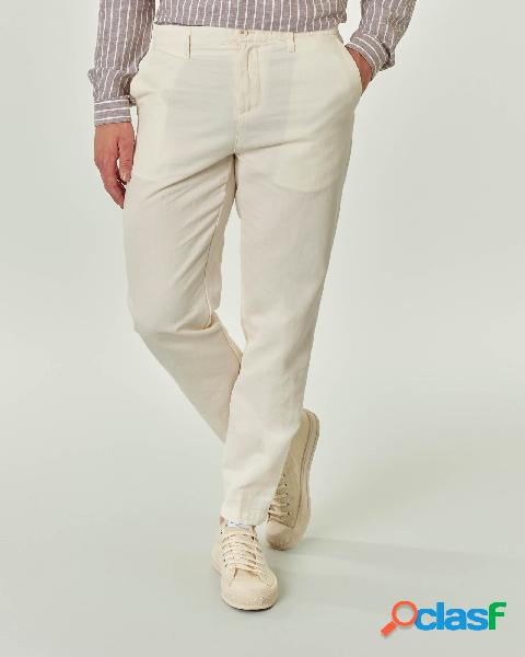 Pantalone chino bianco in misto cotone e lino