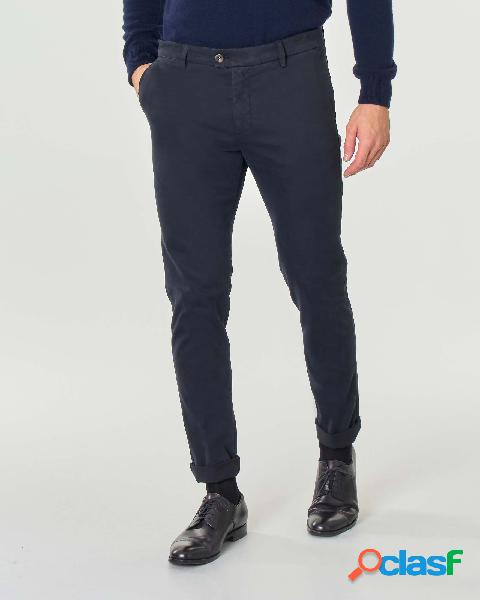 Pantalone chino blu in tricotina di cotone stretch