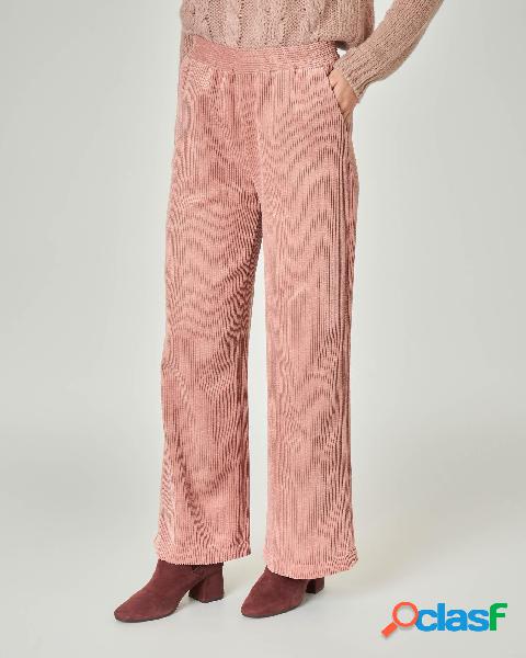Pantaloni ampi in velluto a coste rosa con elastico inserito