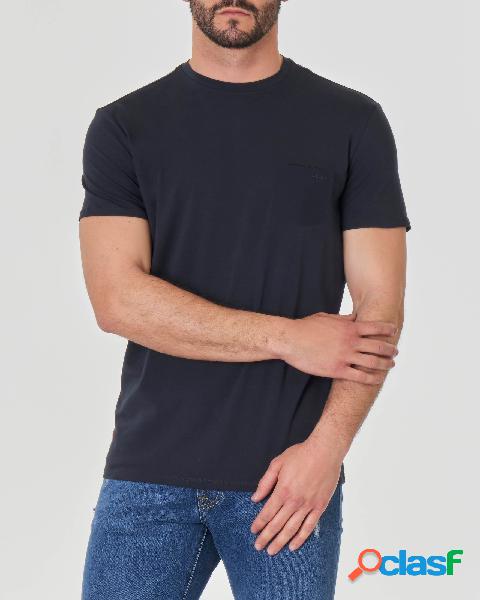 T-shirt Shirty Revo blu con taschino in tessuto tecnico