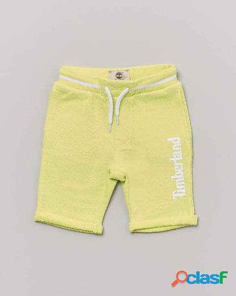 Bermuda giallo in felpa di cotone con bordino e logo bianco