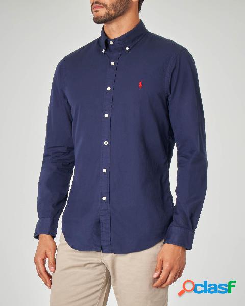 Camicia blu in twill con collo button down slim-fit