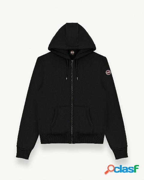 Felpa nera con cappuccio e chiusura zip con logo bollo