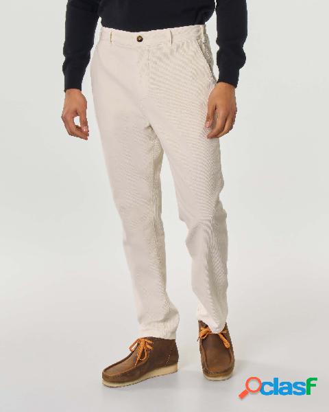 Pantalone bianco in velluto di cotone stretch millerighe