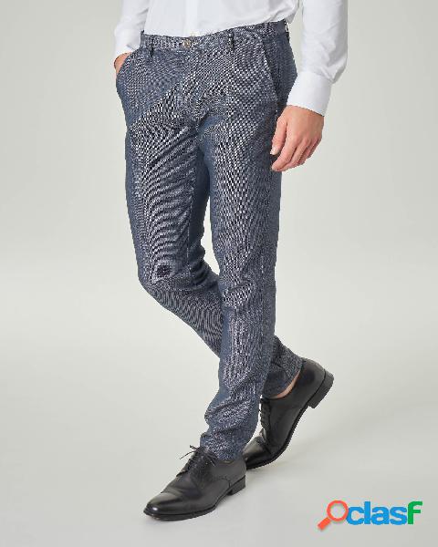 Pantalone chino blu in cotone stretch tinta unita