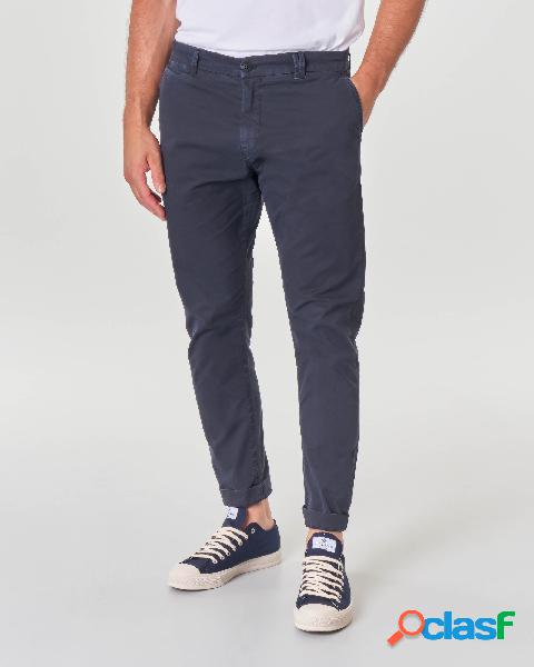 Pantalone chino blu tapered in cotone stretch