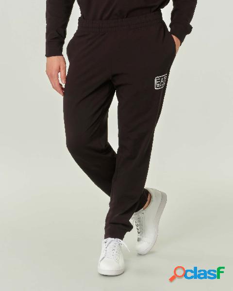 Pantalone nero in felpa di cotone stretch con logo EA7