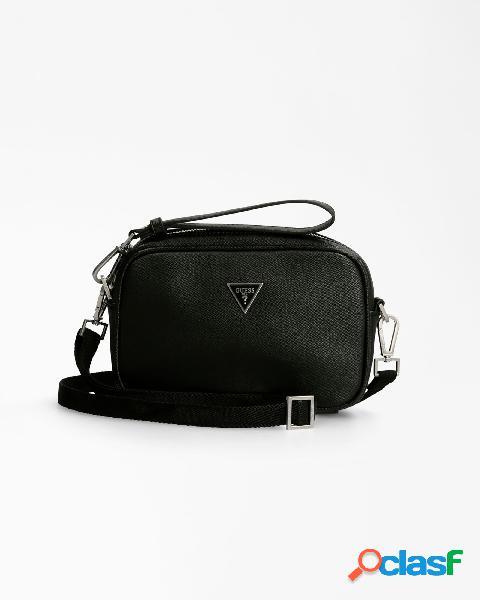 Pochette nera in ecopelle saffiano con listino a mano e