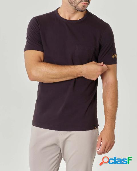 T-shirt nera mezza manica in pima cotton con taschino