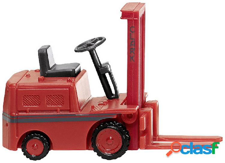 Wiking 117102 H0 Carrello elevatore a forca Clark - rosso