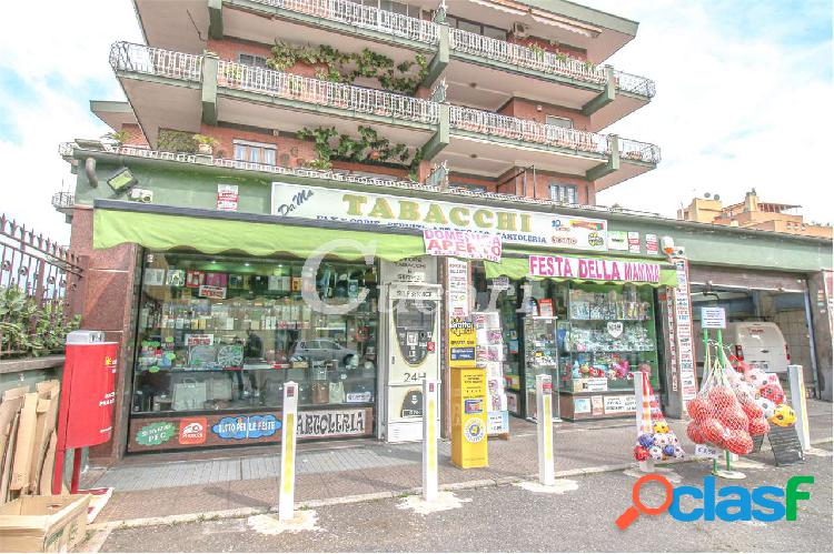 vlcra1 locale commerciale in posizione ottima