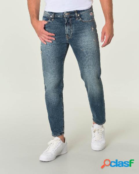 Jeans Dapper Bob tapered lavaggio medio con abrasioni