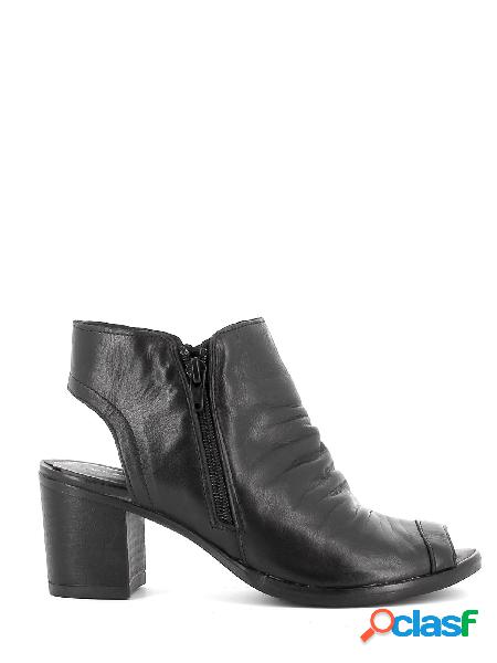 Made In Italy Sandali in pelle con tacco largo, 306 1093 -