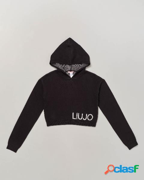 Maglia nera in cotone con cappuccio e scritta logo 10-16