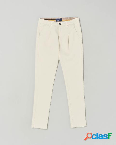 Pantalone chino bianco con pinces 10-16 anni