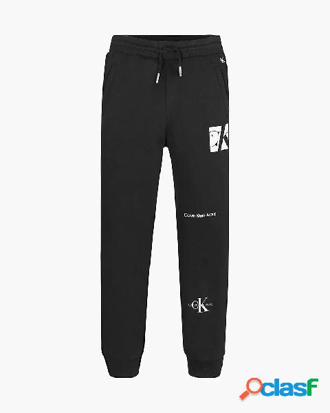 Pantalone nero in felpa con triplo logo sulla gamba 10-16