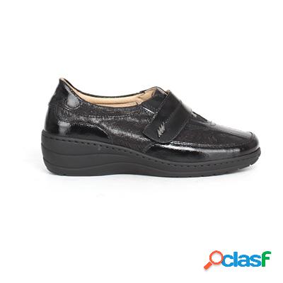 STILE DI VITA Mocassino con strappo - nero vernice