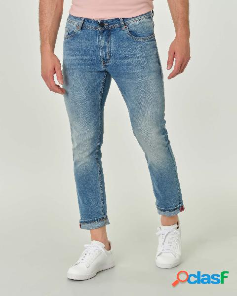 Jeans lavaggio chiaro super stone washed con cimosa in