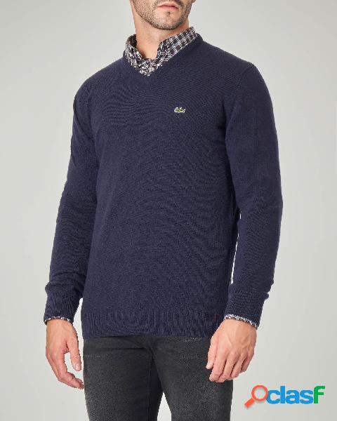 Maglia blu scollo a V in pura lana