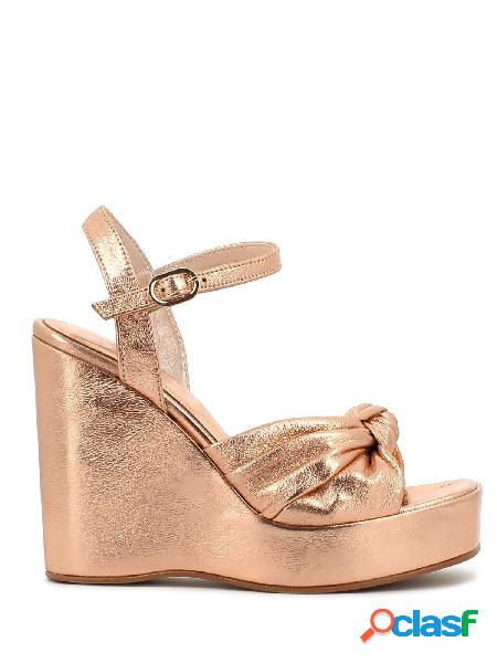 Once Sandali in pelle laminata con zeppa alta e plateau,