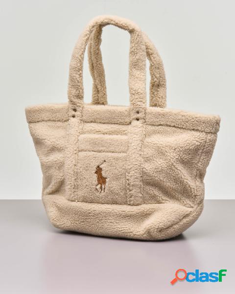 Shopping bag in pile a pelo lungo beige con logo ricamato