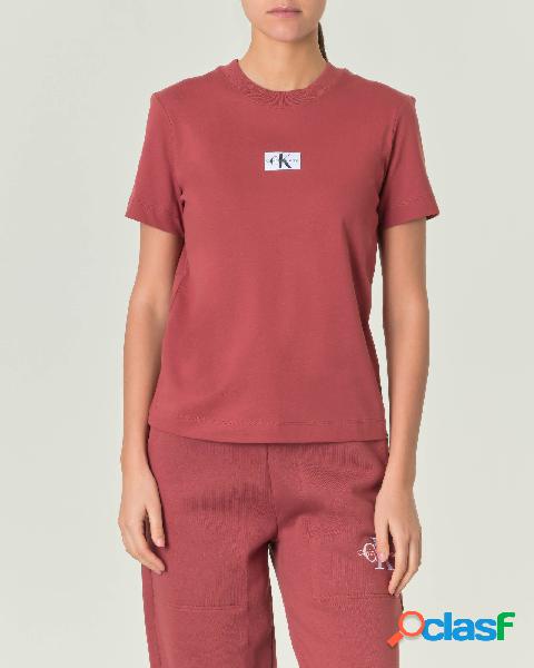 T-shirt color terracotta in cotone con maniche corte ed