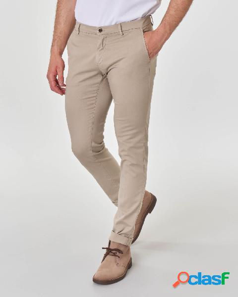 Pantalone chino Levanto color sabbia in twill di misto