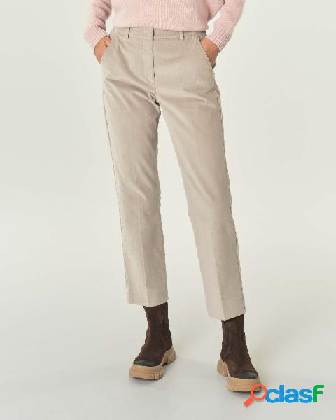 Pantaloni alla caviglia color sabbia in velluto di cotone