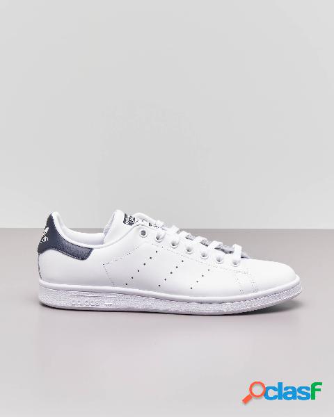 Stan Smith bianca con dettaglio blu